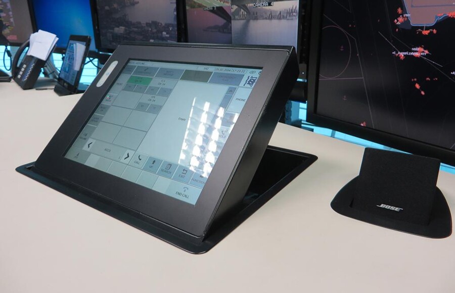 Brand-Control-Rooms-Hong-Kong-Vessel-Traffic-Services-03