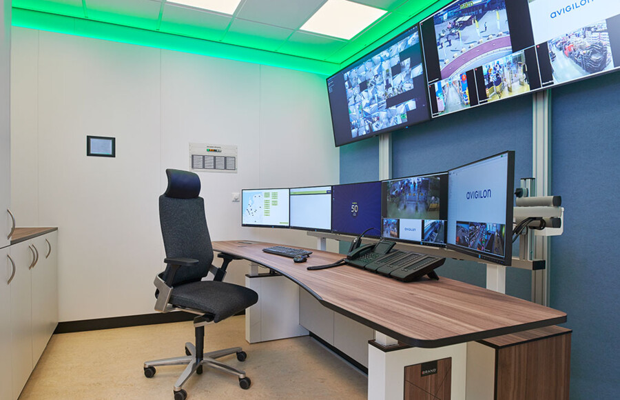 Brand-Control-Rooms-Makro-01